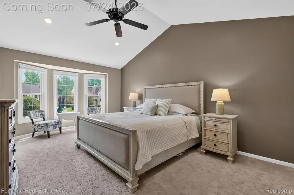 37116 Aspen Drive Farmington Hills City MI 48335