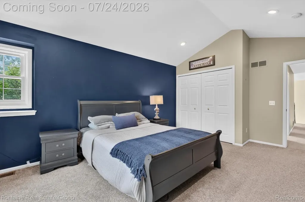 37116 Aspen Drive Farmington Hills City MI 48335