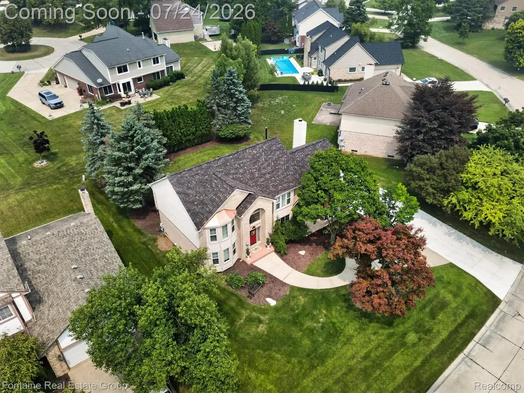 37116 Aspen Drive Farmington Hills City MI 48335