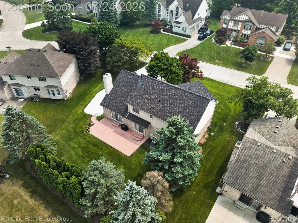 37116 Aspen Drive Farmington Hills City MI 48335