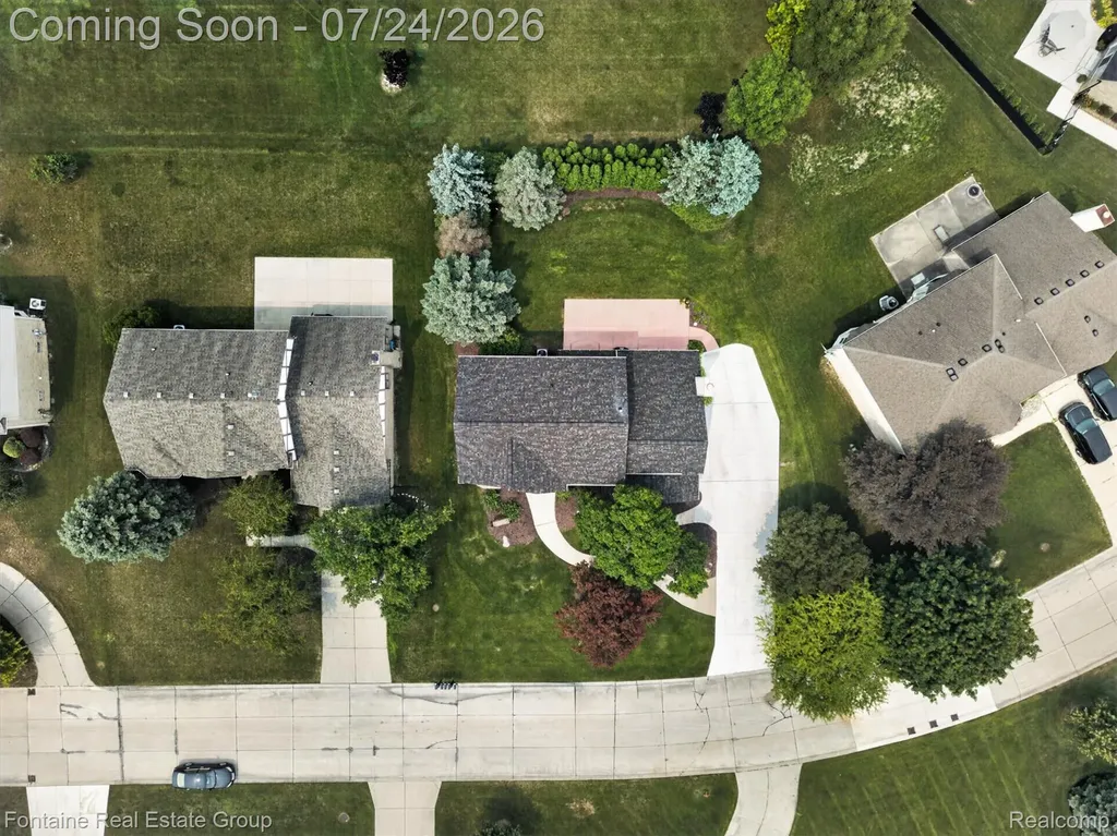 37116 Aspen Drive Farmington Hills City MI 48335