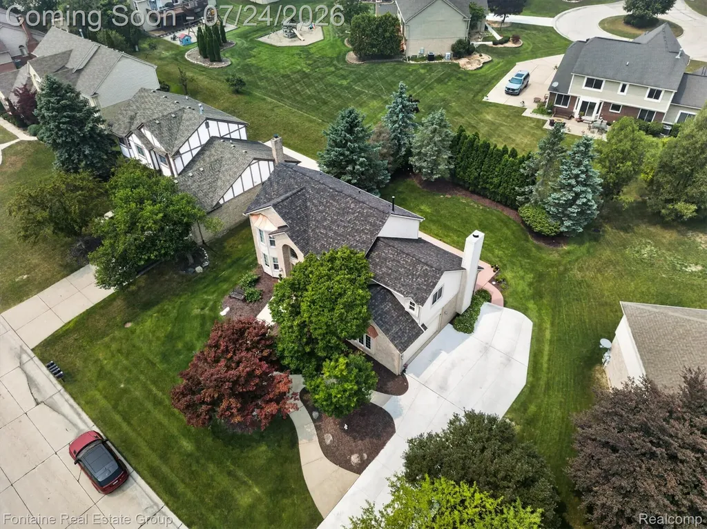 37116 Aspen Drive Farmington Hills City MI 48335