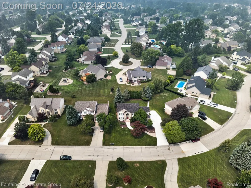 37116 Aspen Drive Farmington Hills City MI 48335