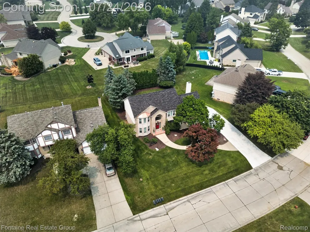 37116 Aspen Drive Farmington Hills City MI 48335
