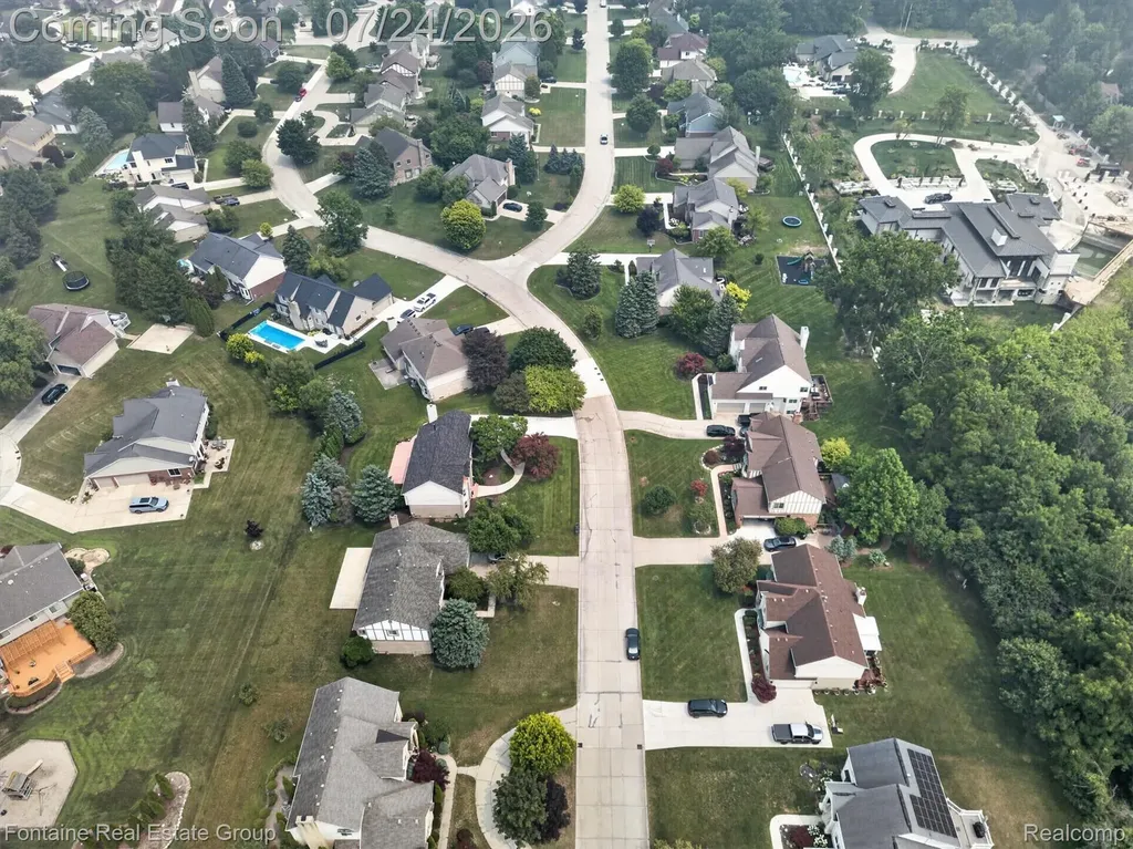 37116 Aspen Drive Farmington Hills City MI 48335