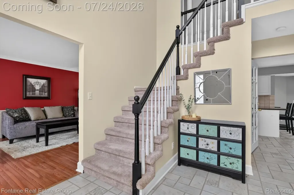 37116 Aspen Drive Farmington Hills City MI 48335