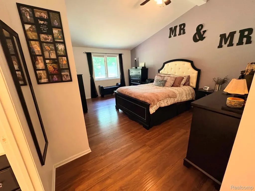 2159 E Bevens Road Wells Township MI 48723
