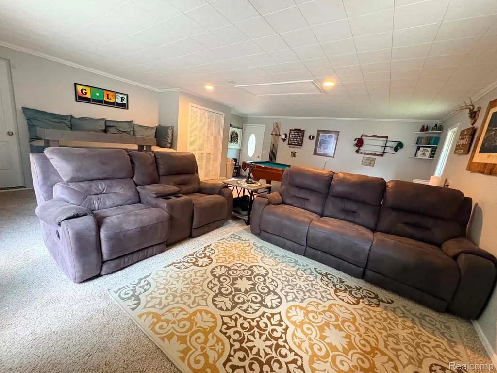 2159 E Bevens Road Wells Township MI 48723