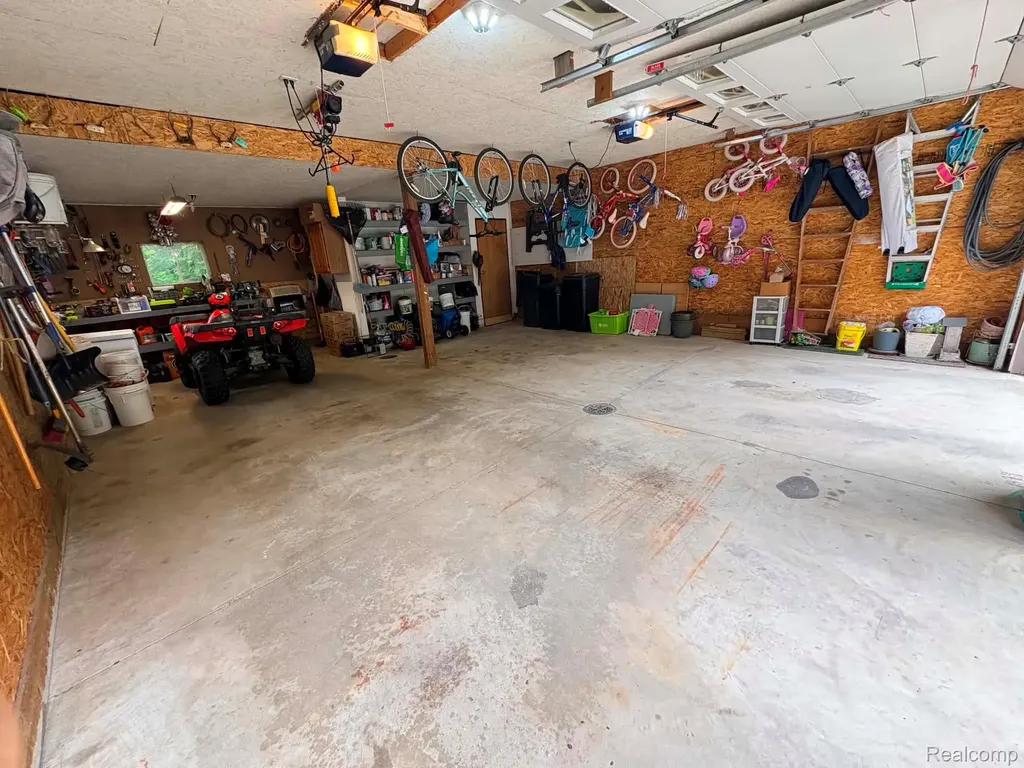 2159 E Bevens Road Wells Township MI 48723