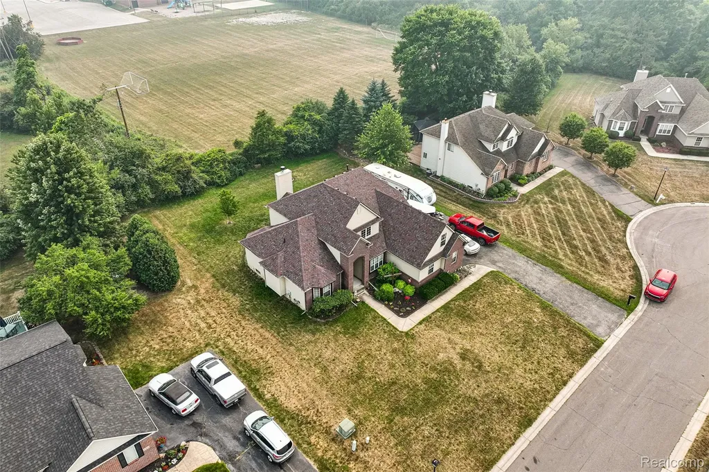 7157 Westminster Circle Grand Blanc City MI 48439