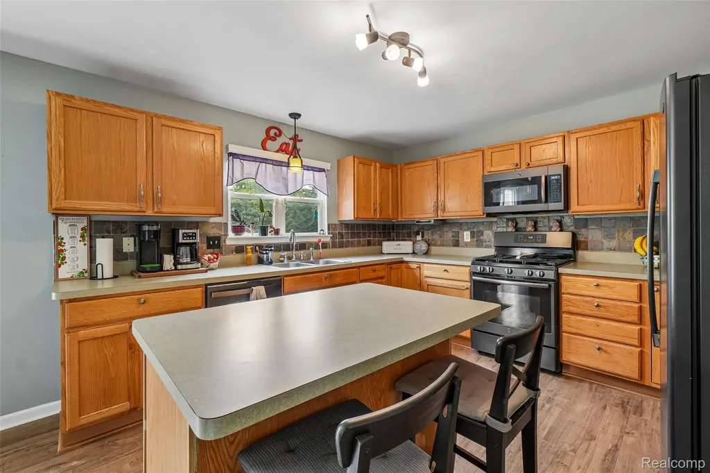 7157 Westminster Circle Grand Blanc City MI 48439