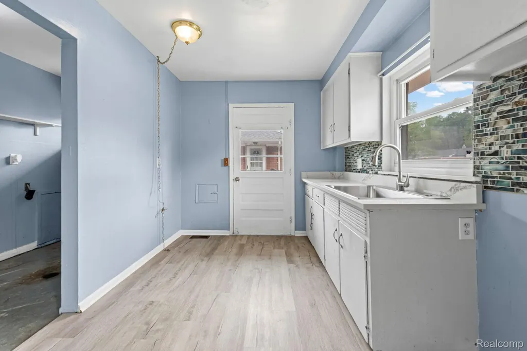 14466 Irene Street Southgate City MI 48195