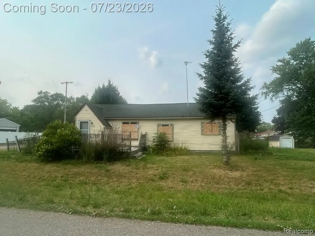1373 Wells Street Burton City MI 48529