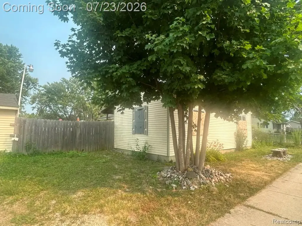1373 Wells Street Burton City MI 48529