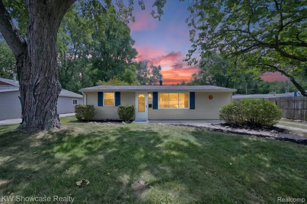 607 Mary Court Fenton City MI 48430