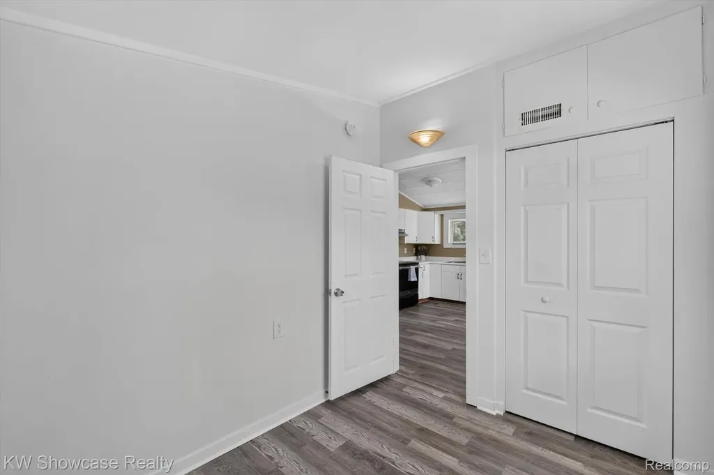 607 Mary Court Fenton City MI 48430