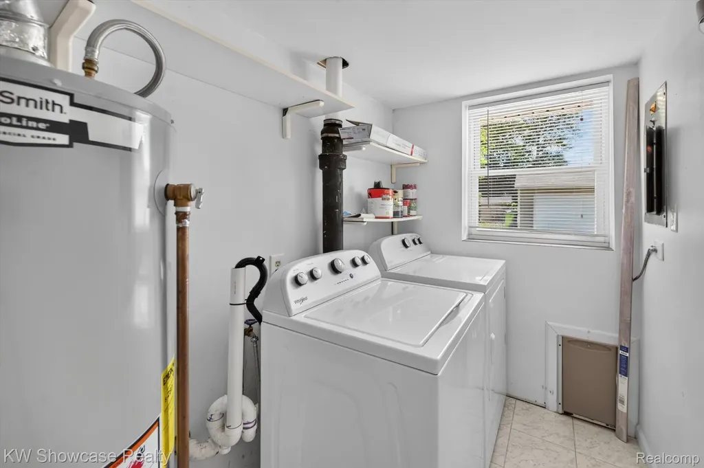 607 Mary Court Fenton City MI 48430