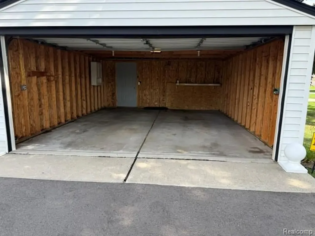 2555 Judy Lane Shelby Charter Township MI 48316
