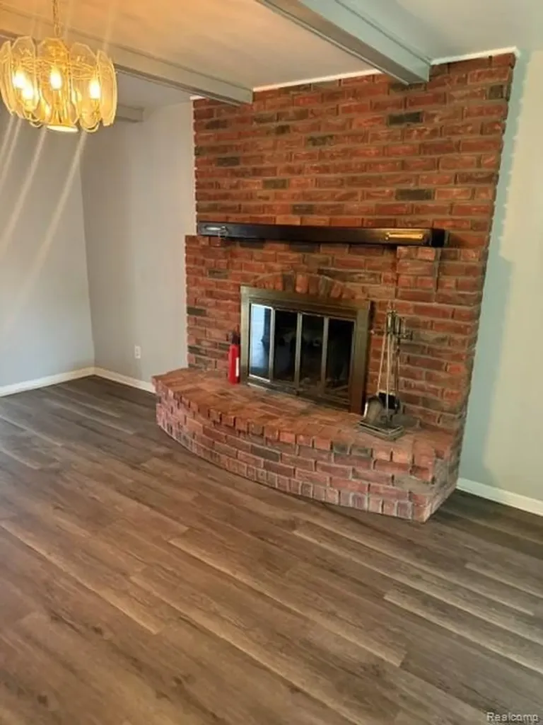 2555 Judy Lane Shelby Charter Township MI 48316