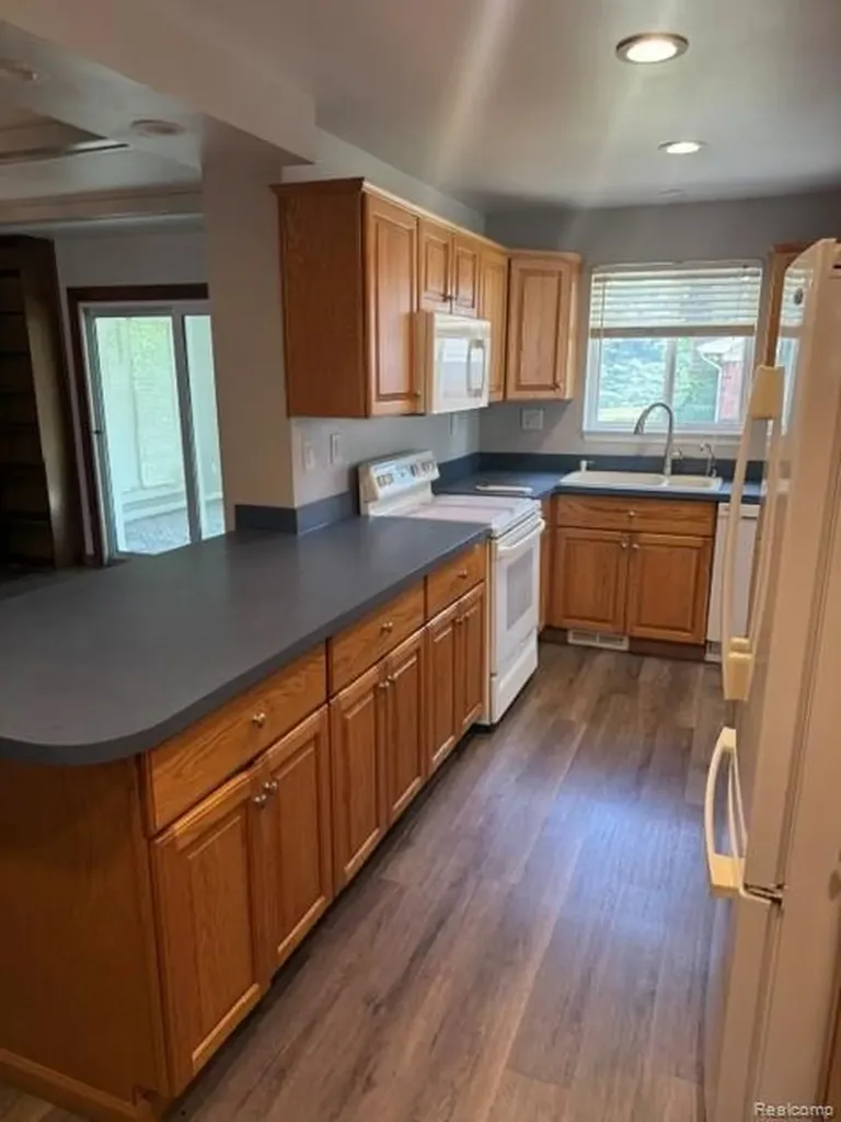 2555 Judy Lane Shelby Charter Township MI 48316