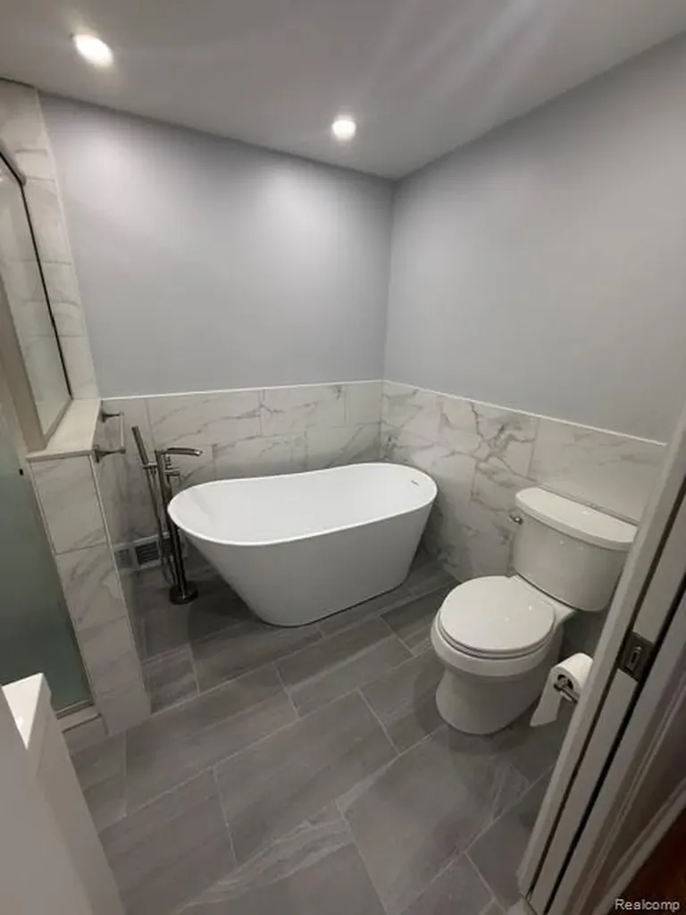 2555 Judy Lane Shelby Charter Township MI 48316