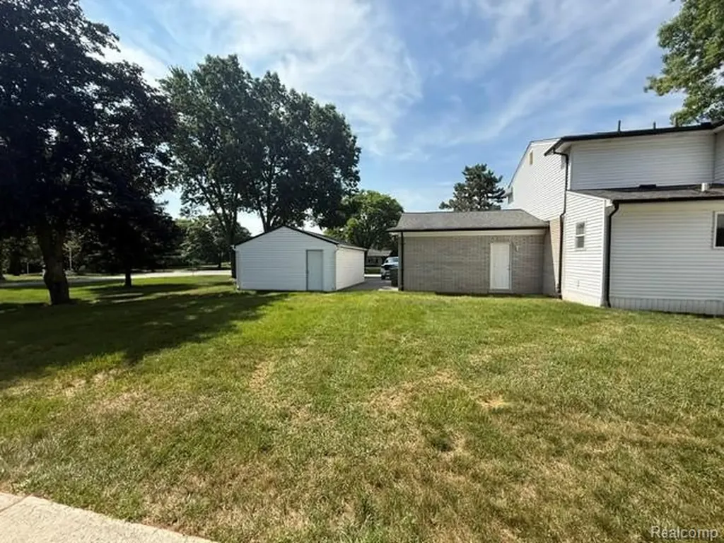 2555 Judy Lane Shelby Charter Township MI 48316