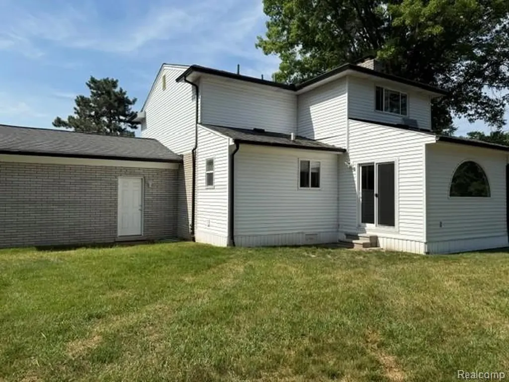 2555 Judy Lane Shelby Charter Township MI 48316