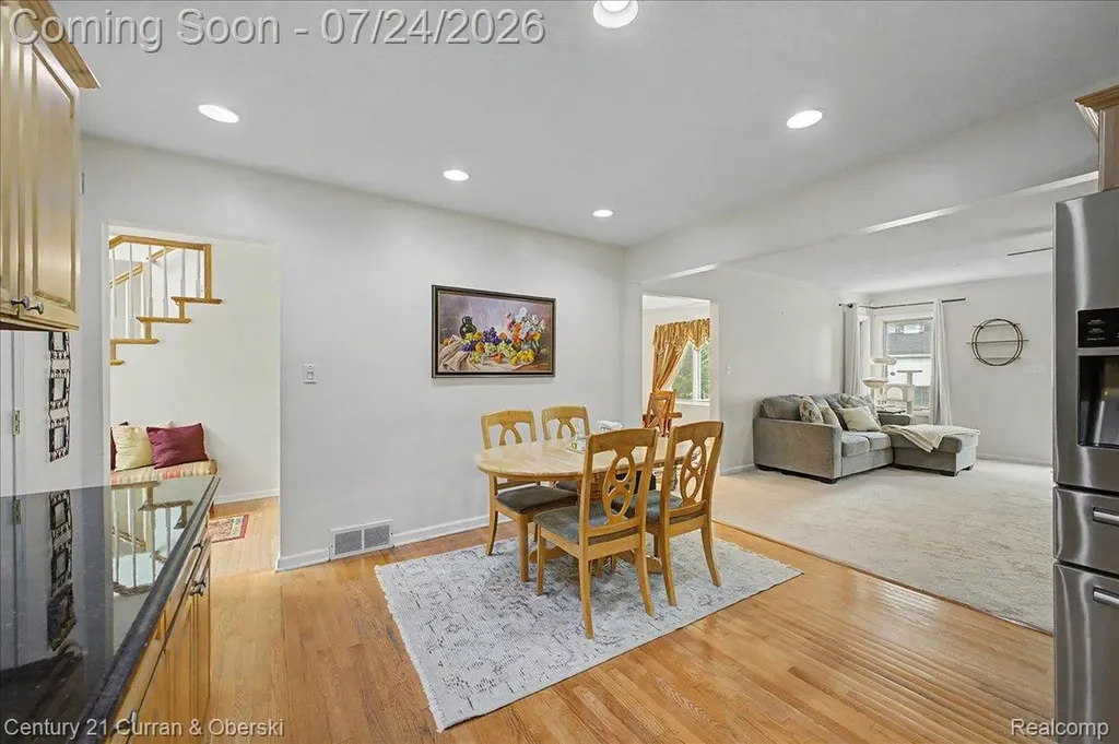 811 Nightingale Street Dearborn City MI 48128