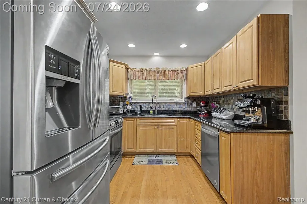 811 Nightingale Street Dearborn City MI 48128