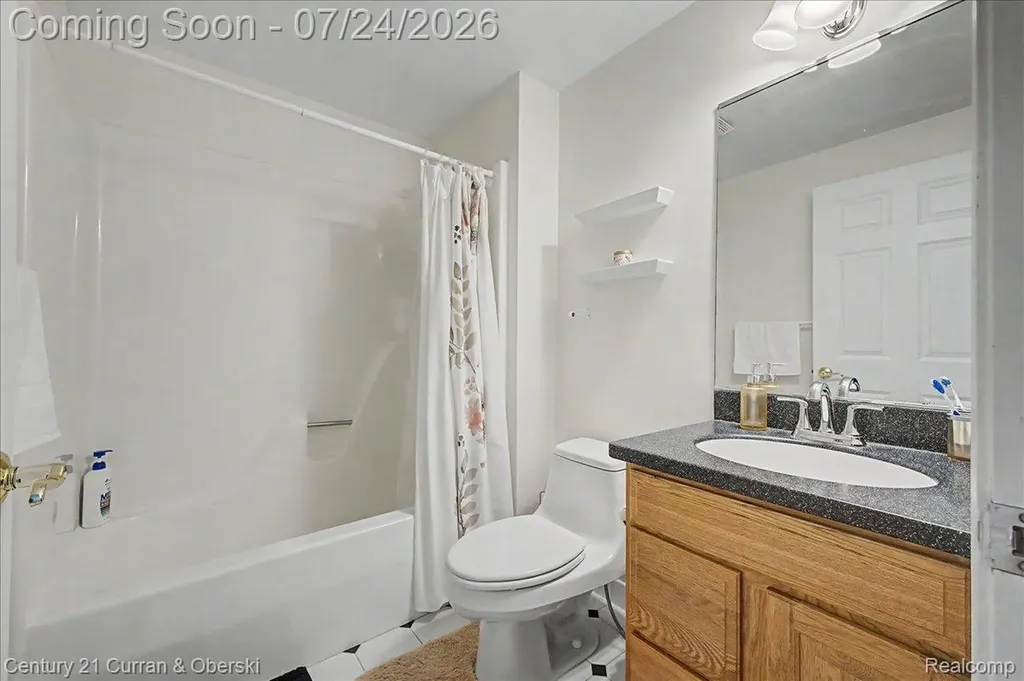 811 Nightingale Street Dearborn City MI 48128