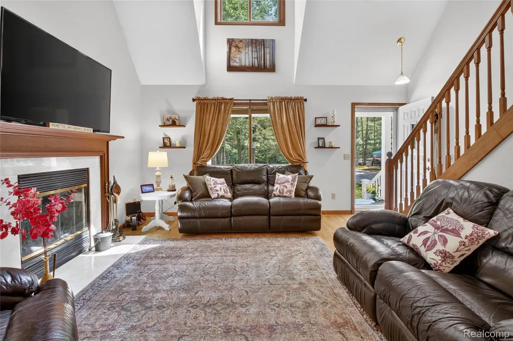 7170 Oak Hollow Trail Freeman Township MI 48632
