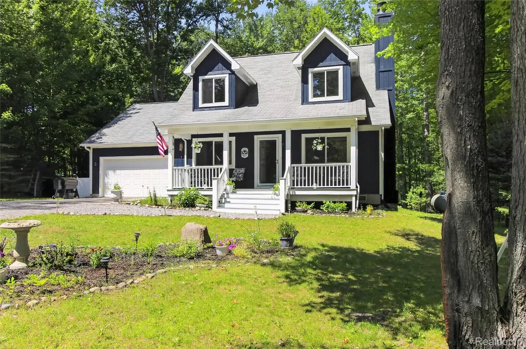 7170 Oak Hollow Trail Freeman Township MI 48632