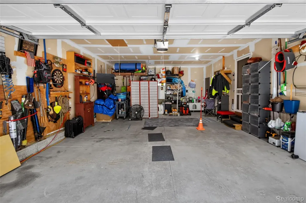 7170 Oak Hollow Trail Freeman Township MI 48632