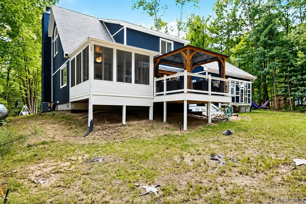 7170 Oak Hollow Trail Freeman Township MI 48632