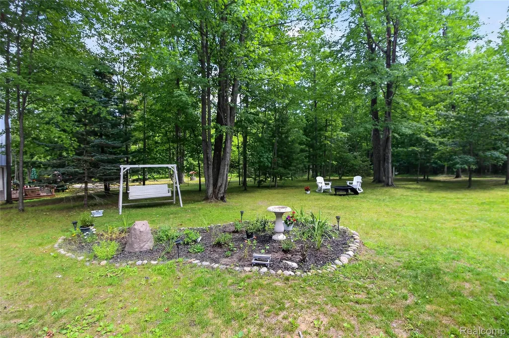 7170 Oak Hollow Trail Freeman Township MI 48632