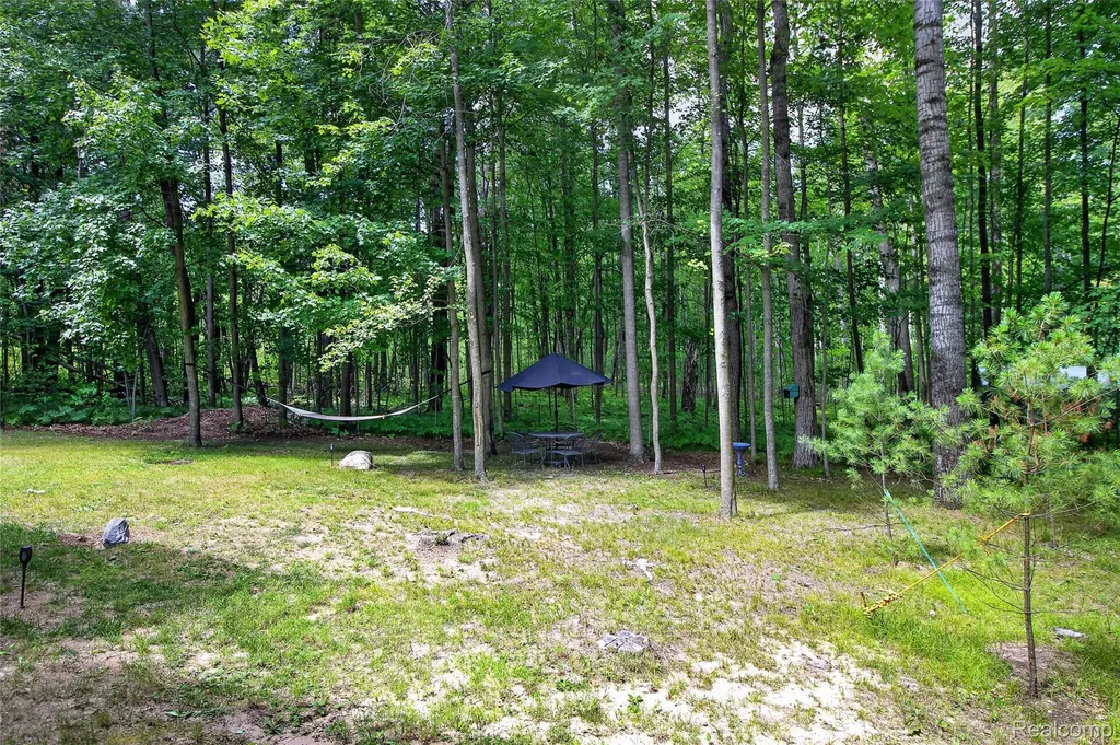 7170 Oak Hollow Trail Freeman Township MI 48632