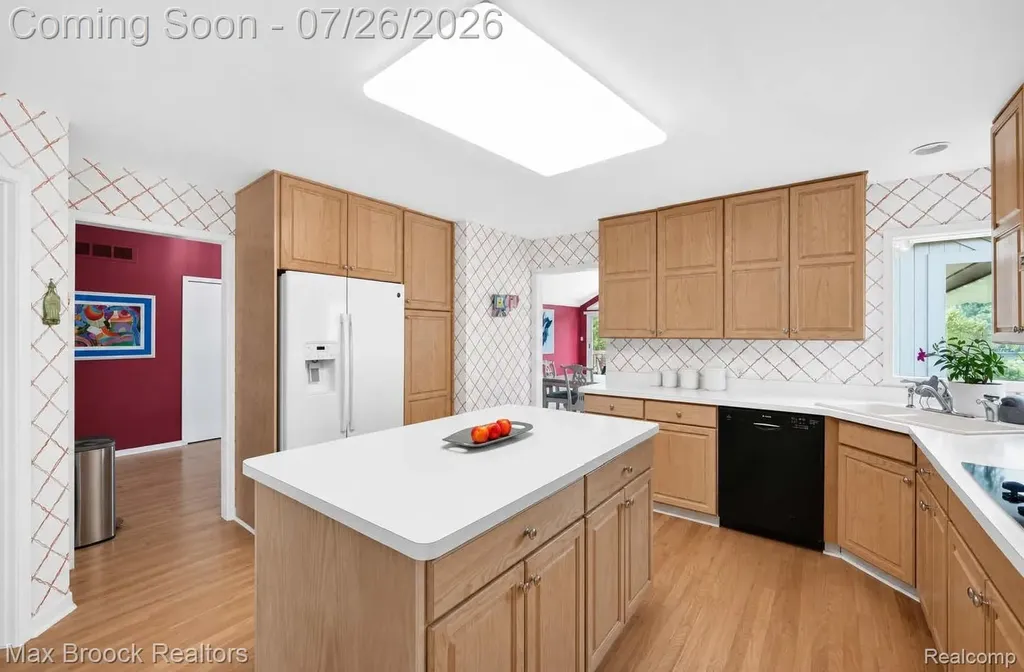 6647 Pleasant Lake Court West Bloomfield Charter Township MI 48322