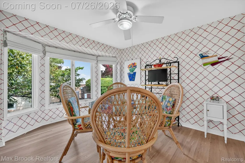 6647 Pleasant Lake Court West Bloomfield Charter Township MI 48322