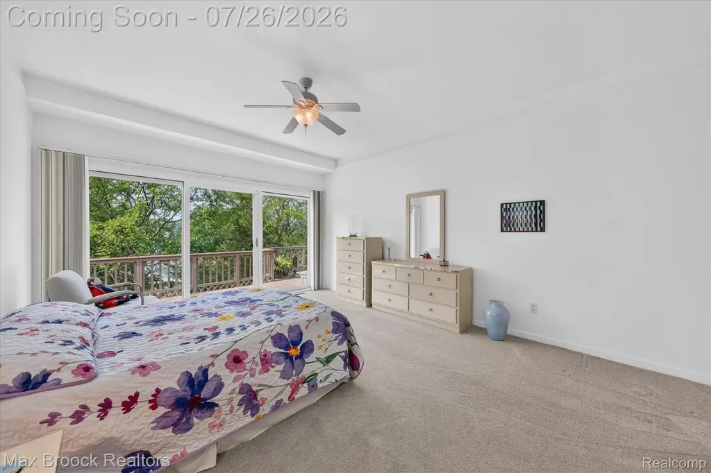 6647 Pleasant Lake Court West Bloomfield Charter Township MI 48322