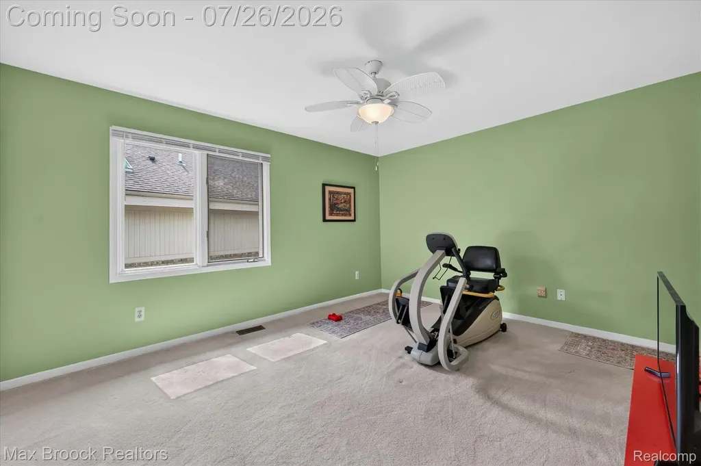 6647 Pleasant Lake Court West Bloomfield Charter Township MI 48322