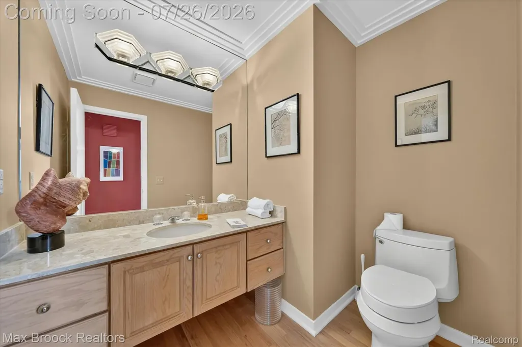 6647 Pleasant Lake Court West Bloomfield Charter Township MI 48322