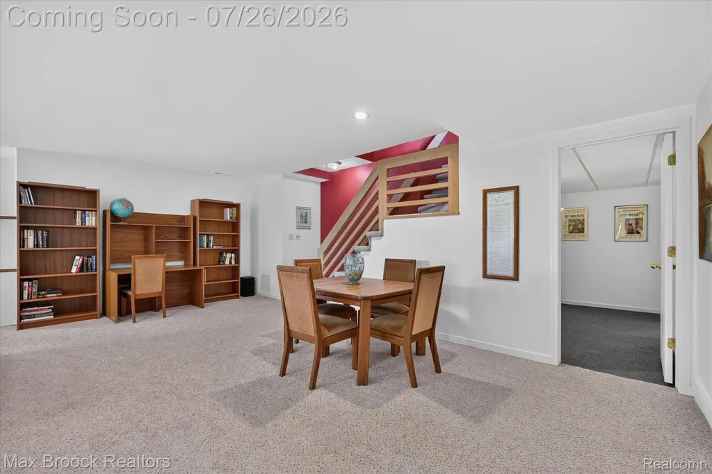 6647 Pleasant Lake Court West Bloomfield Charter Township MI 48322