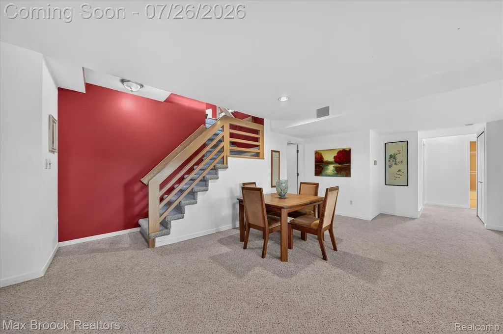 6647 Pleasant Lake Court West Bloomfield Charter Township MI 48322