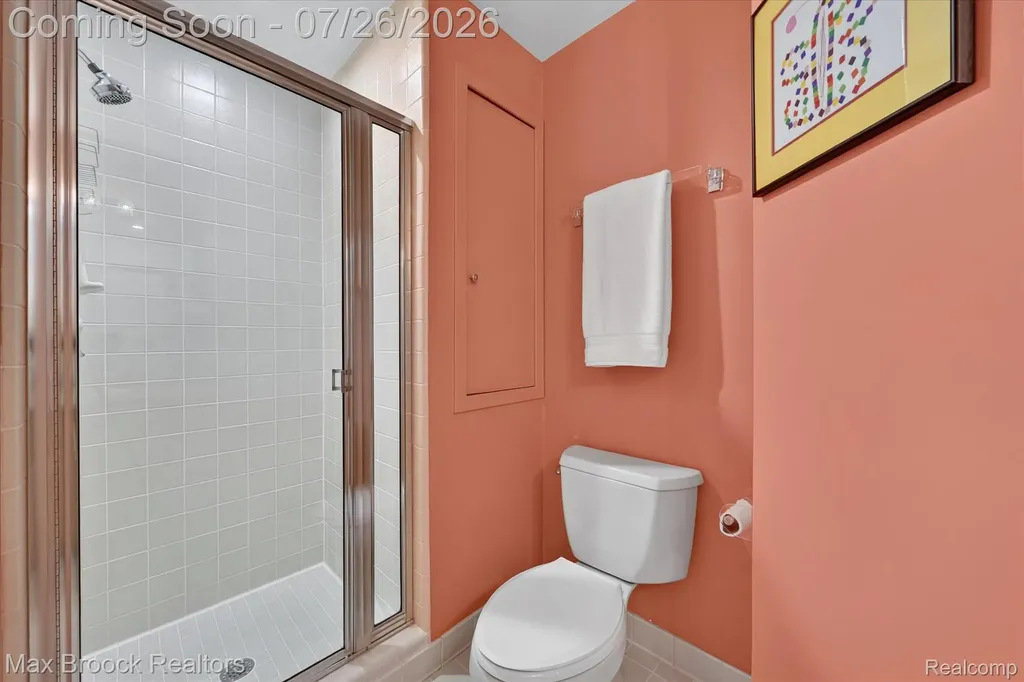 6647 Pleasant Lake Court West Bloomfield Charter Township MI 48322