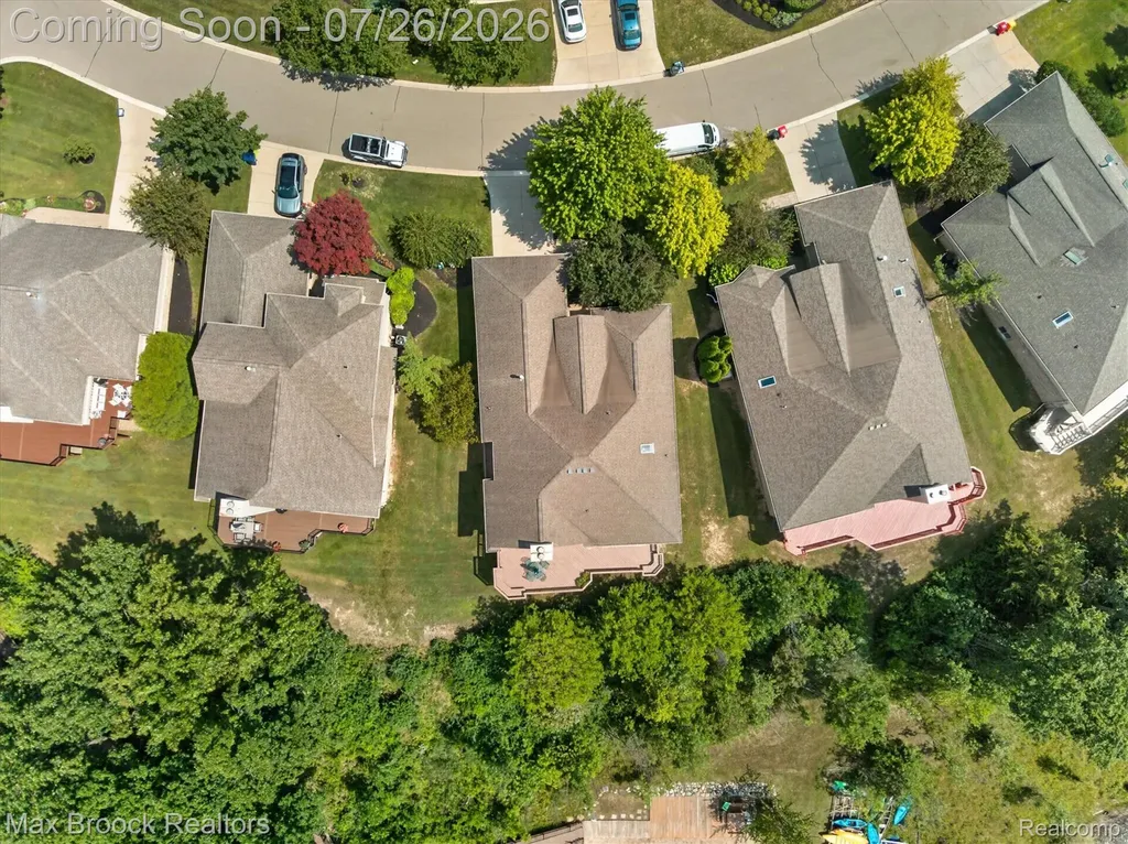 6647 Pleasant Lake Court West Bloomfield Charter Township MI 48322