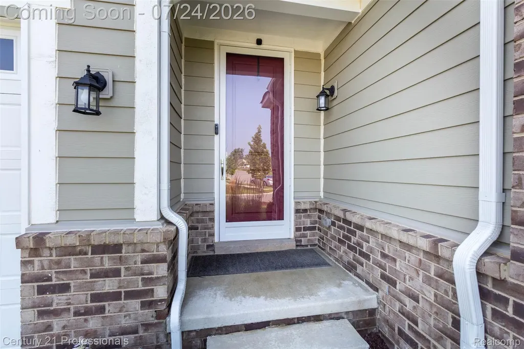 17242 Garden Ridge Lane Northville Township MI 48168
