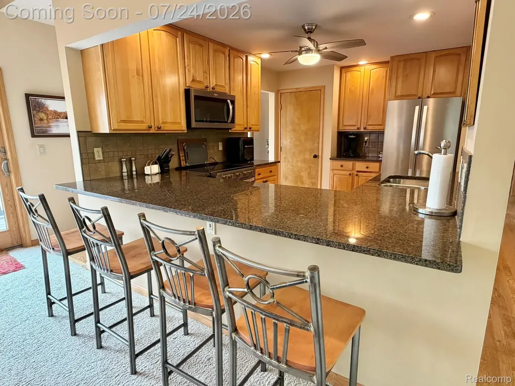 2547 S Shore Drive Flint Charter Township MI 48433