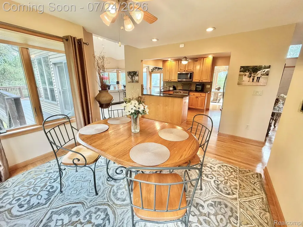 2547 S Shore Drive Flint Charter Township MI 48433