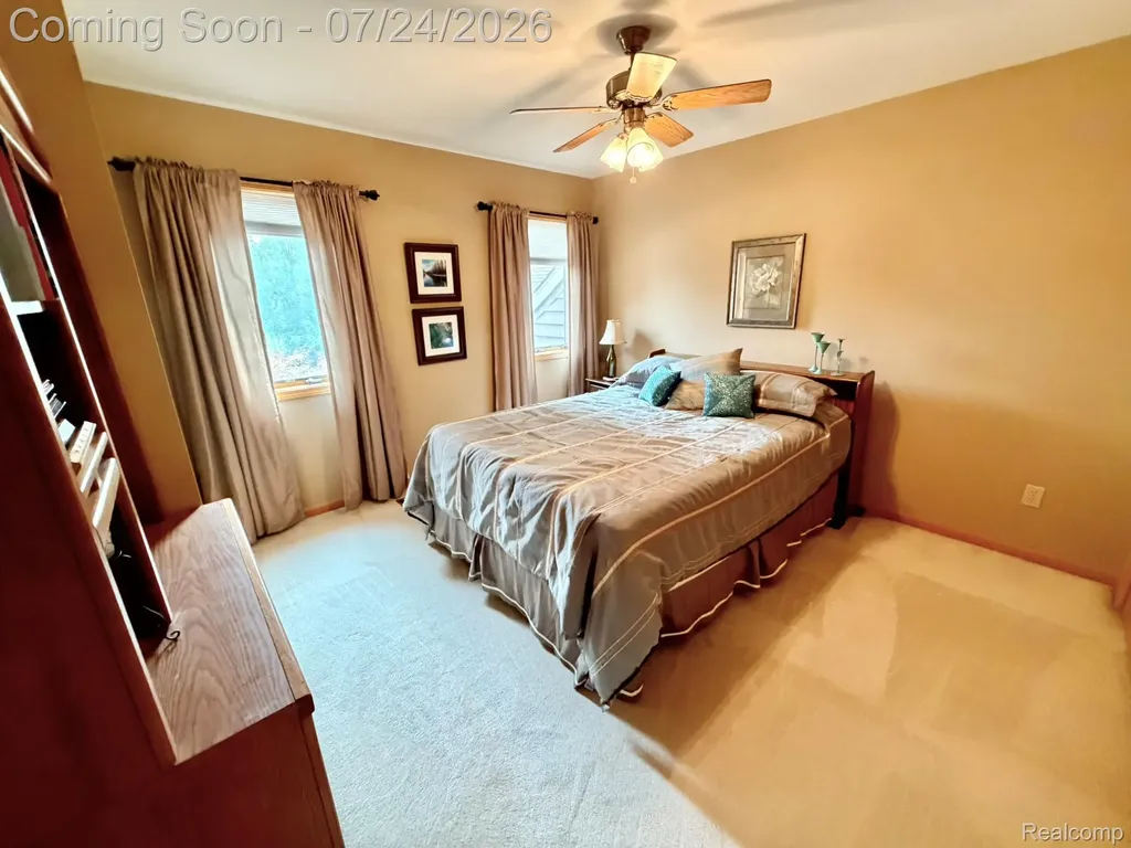2547 S Shore Drive Flint Charter Township MI 48433
