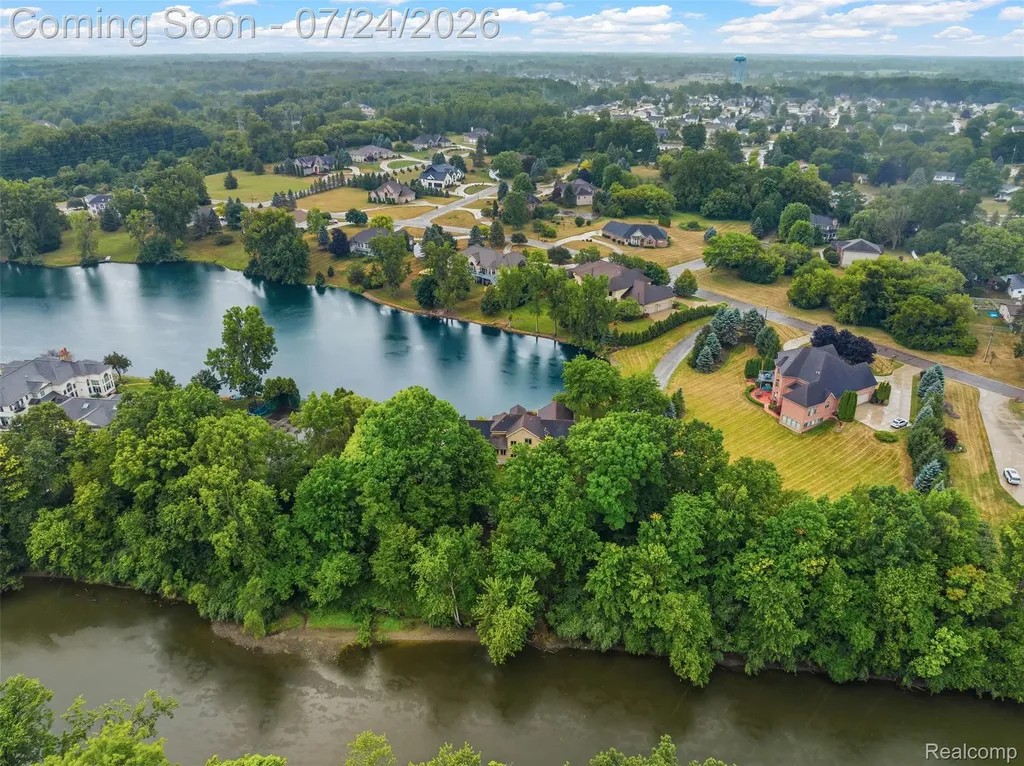 2547 S Shore Drive Flint Charter Township MI 48433